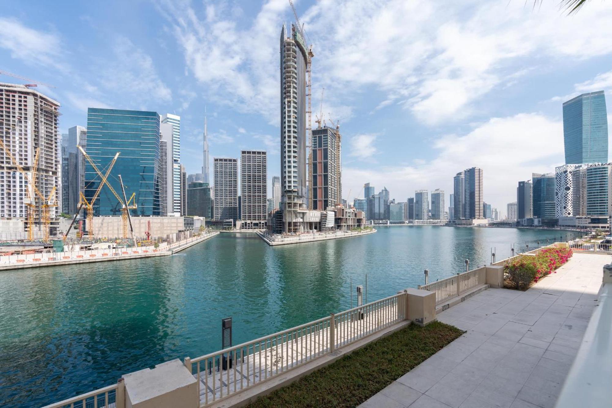 Apartment Bnbnova - 1br - Panoramic Canal & Skyline View *
