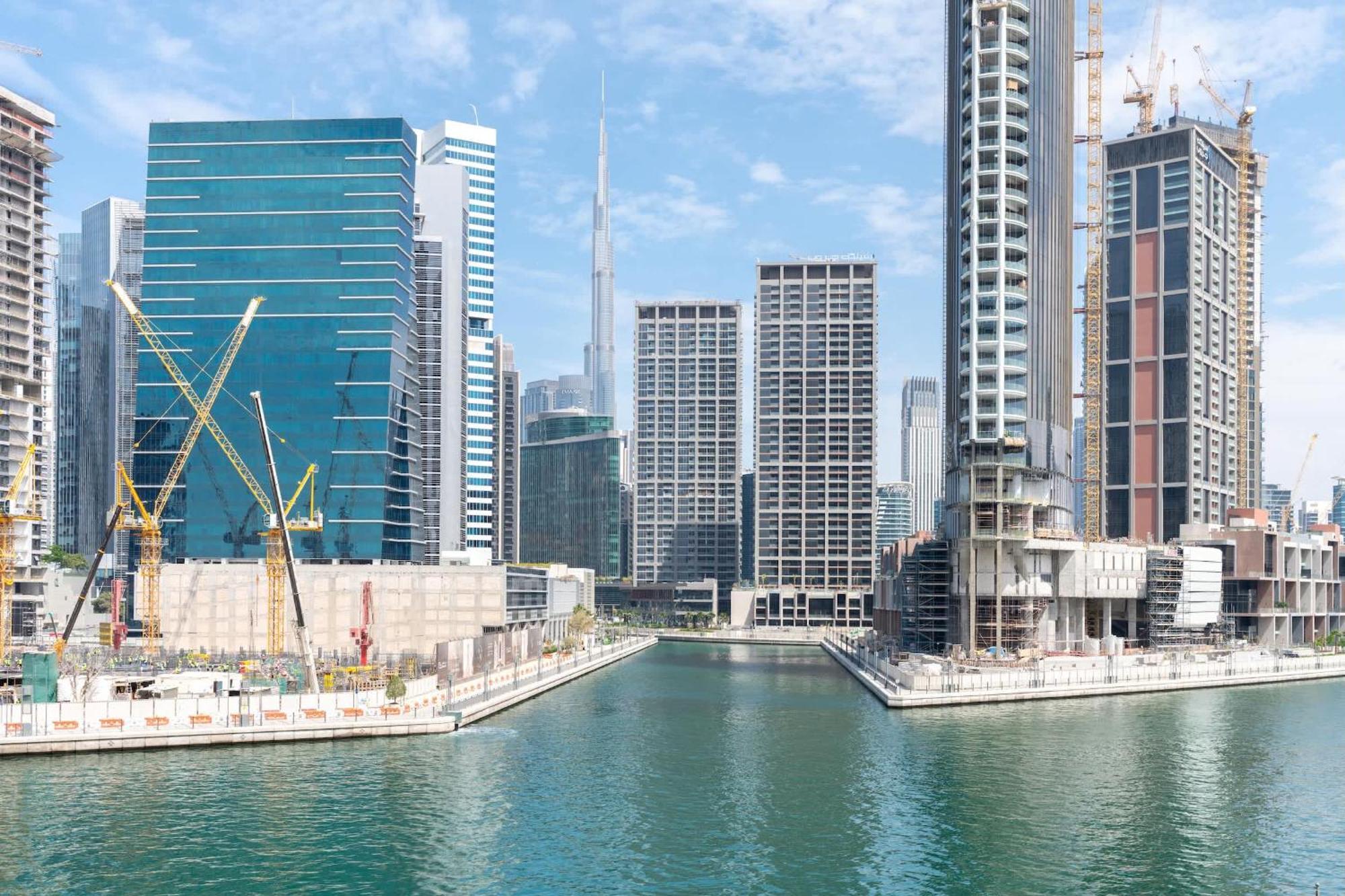 Bnbnova - 1br - Panoramic Canal & Skyline View
